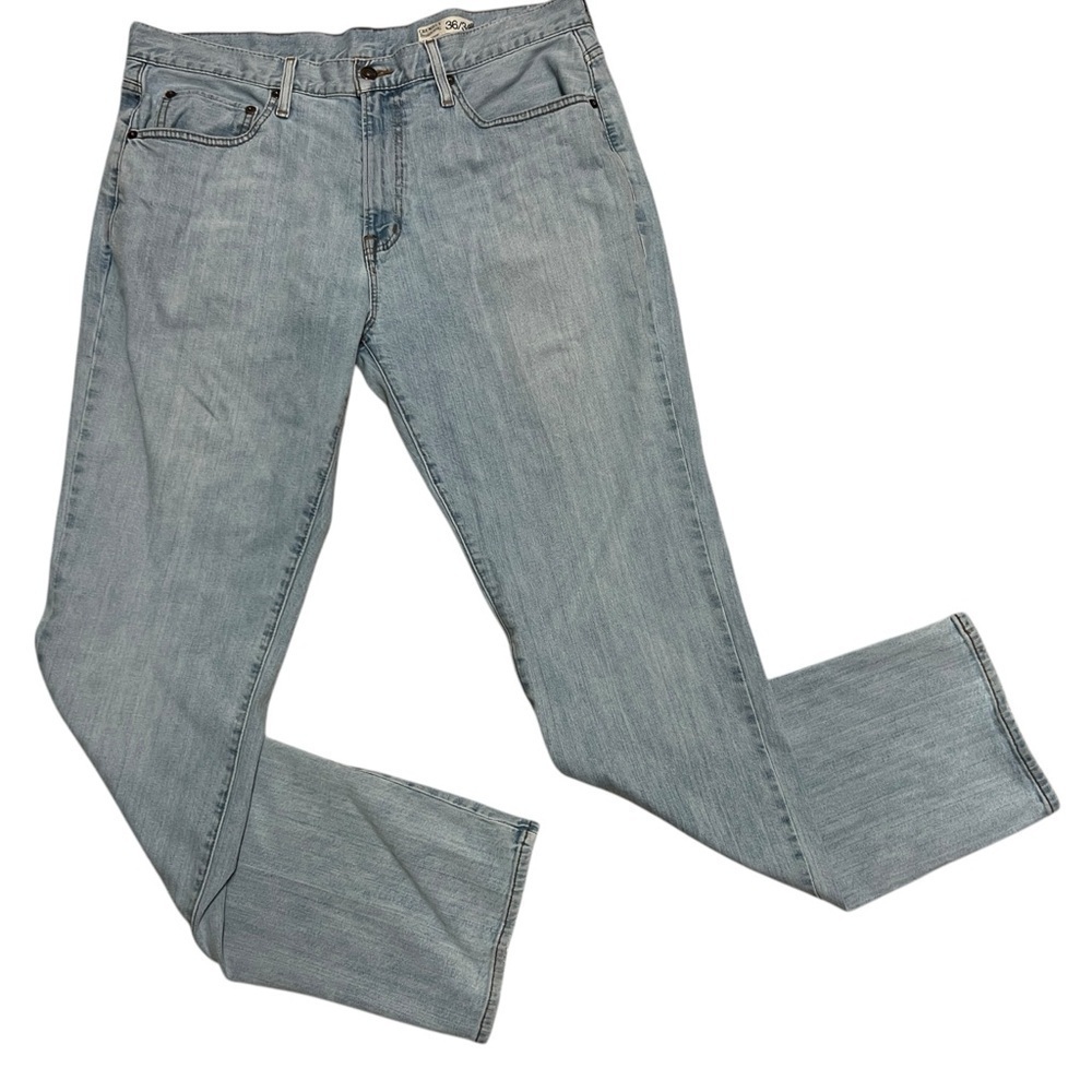 CREMIEUX Men’s Premium Denim Light Blue Wash Straight Jeans, Size 36/34